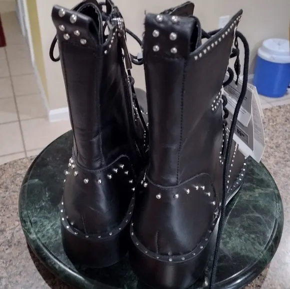 NWT Zara studded leather lace up boots