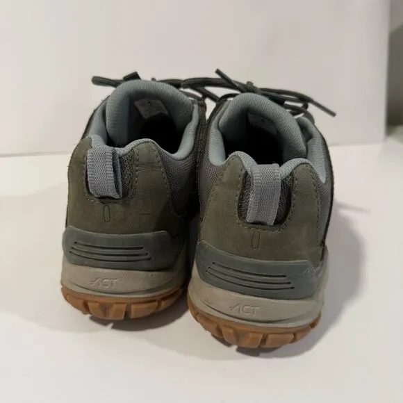 Oboz Women's Sypes Leather Sneakers Trail Low Green 8 Hiking Outdoor