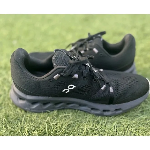 On Cloud Running CloudSurfer Shoes Women's sz 10 Black Jogging