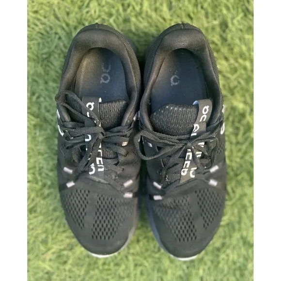 On Cloud Running CloudSurfer Shoes Women's sz 10 Black Jogging