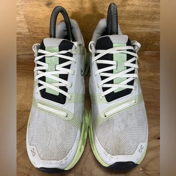 On Cloudgo REFLECTIVE Womens Size 7 Running Shoes Sneakers White Meadow