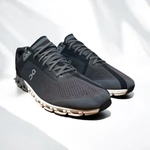 On Mens Cloudflow Black Running Outdoor Jog Shoes Sneakers Size 10.5