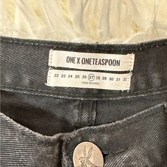 One X One Teaspoon Side Lace Up black Jean Shorts Like NEW Sz 27