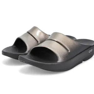 OOFOS Ooahh Women's Metallic Slide Sandals Latte