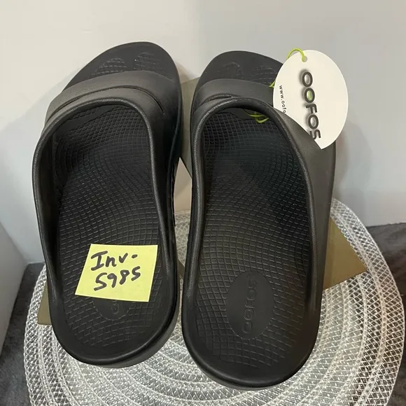 OOFOS Women’s OOAHH Slide Sandal Size 9 Black NWT