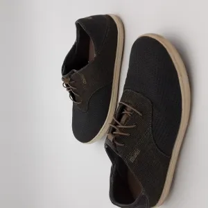 Oulikai Nohea Moku sneakers men 10.5 comfort beach gray outdoor casual