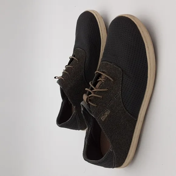 Oulikai Nohea Moku sneakers men 10.5 comfort beach gray outdoor casual