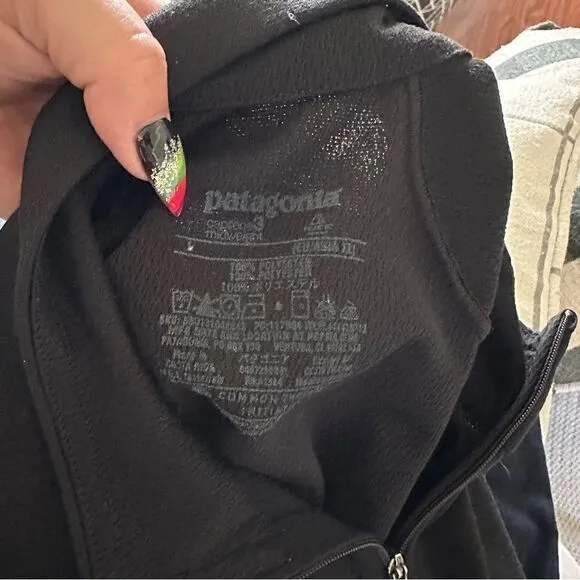 Patagonia capilene 3 midweight black zip neck shirt men’s Sz L