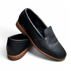 Patina Portland Leather Goods Black Genuine Leather Rounded Toe Loafer size 7
