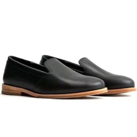Patina Portland Leather Goods Black Genuine Leather Rounded Toe Loafer size 7