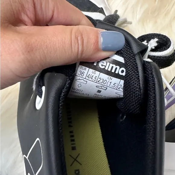 PEACE REIMA &amp; MINNA PARIKKA SNEAKERS kids size 36 NWT