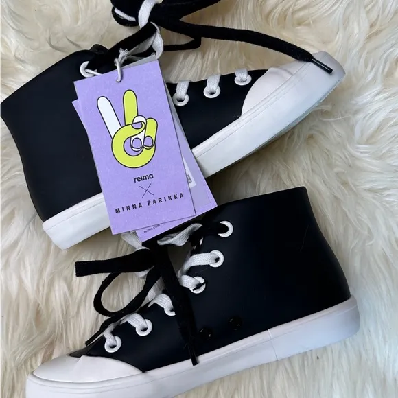 PEACE REIMA &amp; MINNA PARIKKA SNEAKERS kids size 36 NWT