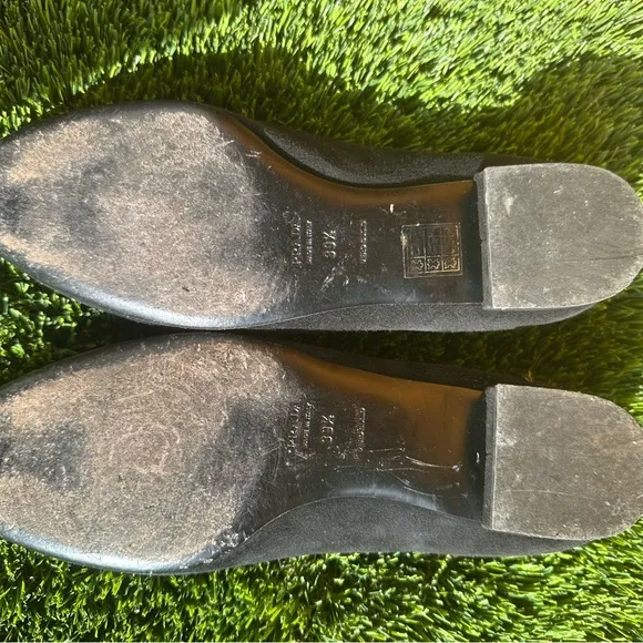 Prada Black Flats with Smooth Leather and Decorative Bow