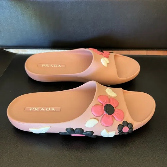 PRADA PINK FLOWER SLIDE/SANDALS 🌸 INSOLE 10&quot;