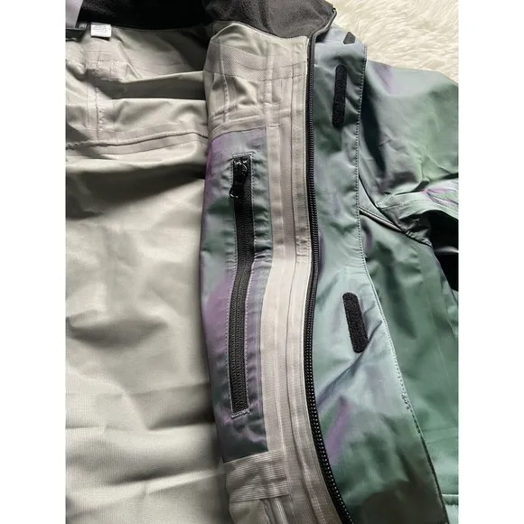 Puma x Helly Hansen Tech Jacket Trellis Colorway  598277-94 Men’s Size L NWT