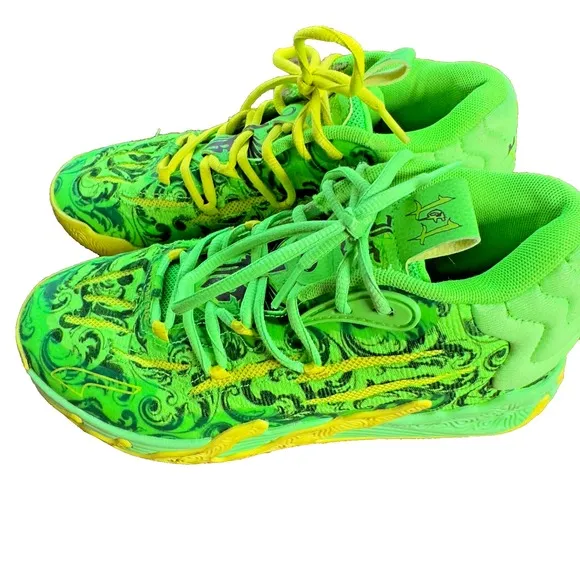 Puma x LaMelo Ball MB.03 LaFrance Green Basketball Gym 379327-01 Men YTH Sz 6.5