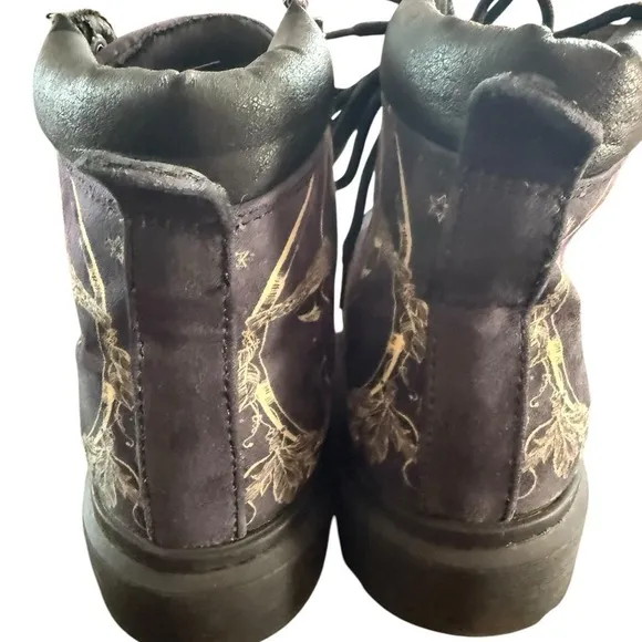 Purple &amp; black lace-up boots with a goth, punk, &amp; grunge vibe #gothboots #grunge