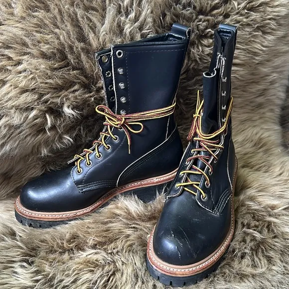 Red Wing Black Lace Up Boots with Rugged Sole