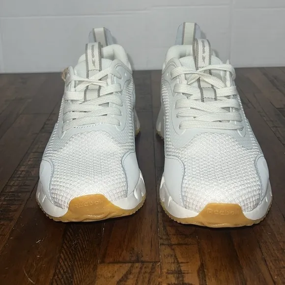 Reebok Ortholite Zig Dynamica Sneakers NWT Shoes white gray womens 7 OR  37.5