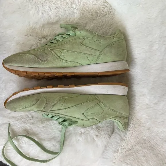 Reebok Men's Aloe Green Classic Leather Pastels Lace Up Sneakers Size 8