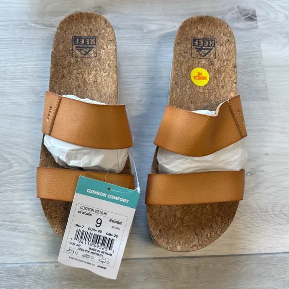 Reef’s CUSHION VISTA HI Women’s Sandals Natural NWT in packaging