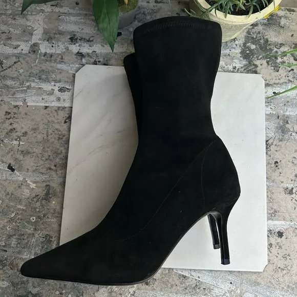 REISS Caley BlackPointed Kitten Heel Leather size 36 5.5US / 36EU $385