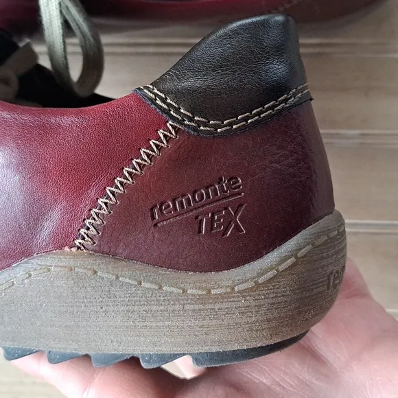 Remonte Tex Longueuil Rustic Leather Lace-Up Side Zipper Comfort Sneakers