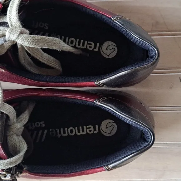 Remonte Tex Longueuil Rustic Leather Lace-Up Side Zipper Comfort Sneakers