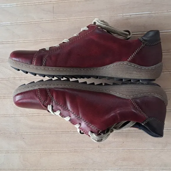 Remonte Tex Longueuil Rustic Leather Lace-Up Side Zipper Comfort Sneakers