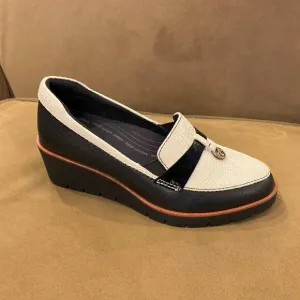 Revere - Pamplona Black/Oyster - Multiple Sizes (NEW W/ BOX)