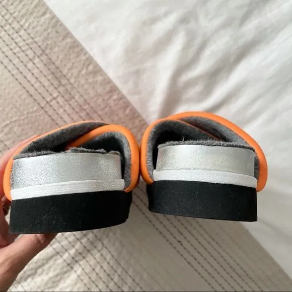 ROAM Dawn Orange Cross Slides Sandals 7
