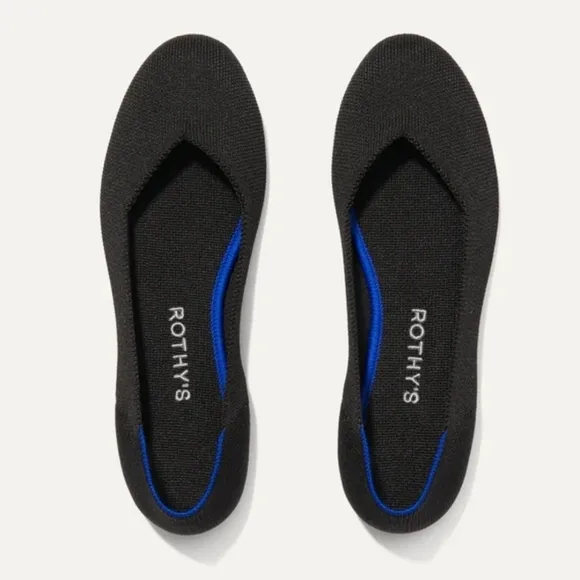 Rothys A Chic Rounded Toe and a V-shaped Vamp Flats