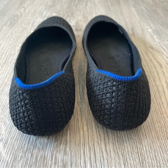 ROTHY’S Honeycomb Rounded Toe Flat - Black, Size 5.5