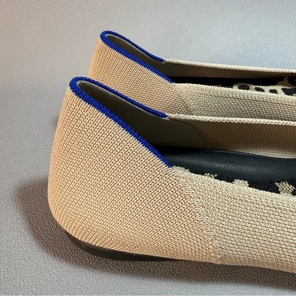 Rothy's Point II Ecru Cream Pointed Toe Flats NWOT Size 8