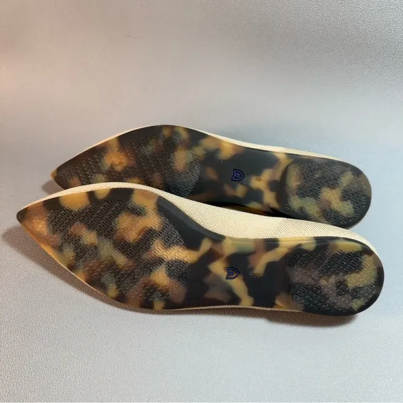 Rothy's Point II Ecru Cream Pointed Toe Flats NWOT Size 8