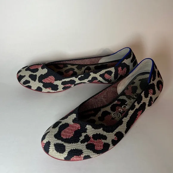 Rothy’s Red Cat Rounded Toe Flats, Size 9. Retired! Women’s flat shoes