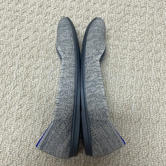 Rothy’s Rounded Toe Flats Grey Blue Trim Sz 6