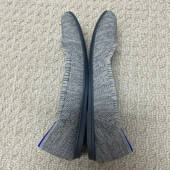 Rothy’s Rounded Toe Flats Grey Blue Trim Sz 6