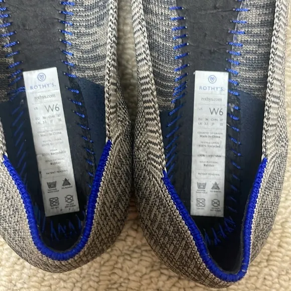 Rothy’s Rounded Toe Flats Grey Blue Trim Sz 6