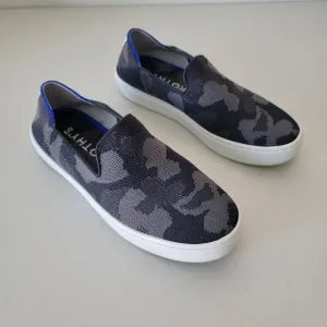 Rothy's Slip-On Sneakers Camo Fabric Black Gray Woman 5 Comfy Easy Care Walking