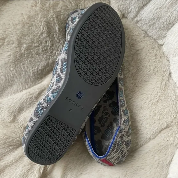 Rothy's Spotted Grey Leopard Print Ballet Flats Rounded Toe Retired Size 8