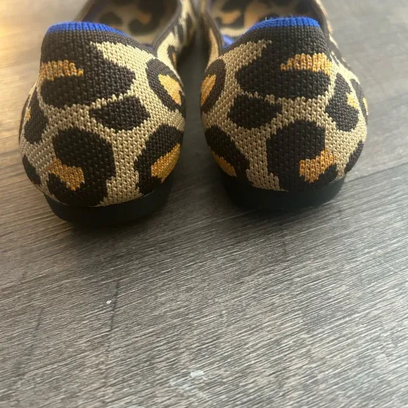 Rothy’s The Big Cat Point Flats Size 7