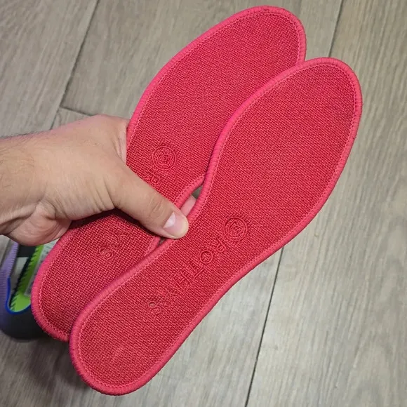 Rothy's The Flat in Pebble Grey with Red, Lightly Used, Almost New, Size 7.5