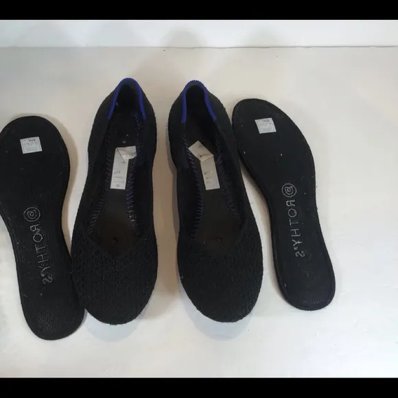 ROTHY’S THE FLAT ROUND TOE BLACK BLUE SZ 8