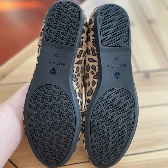 Rothy's The Loafer Little Cat Textile Flats Comfort Shoes Womens size 6.5