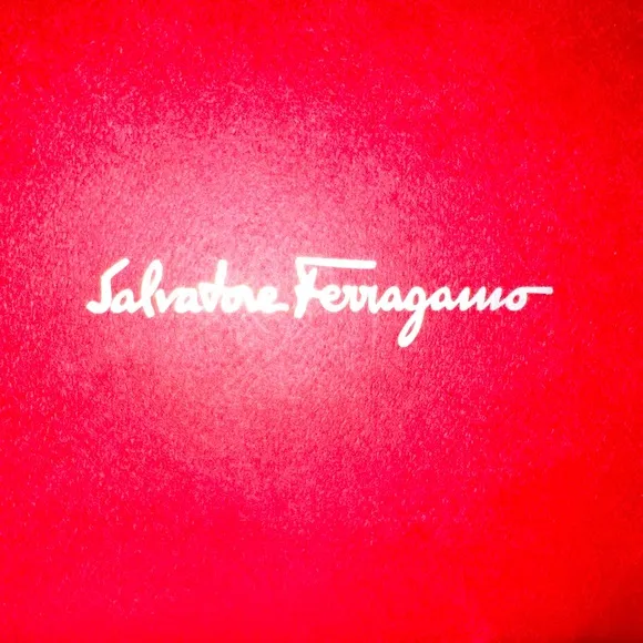 Salvatore Ferragamo Vara Jelly, Made in Italy