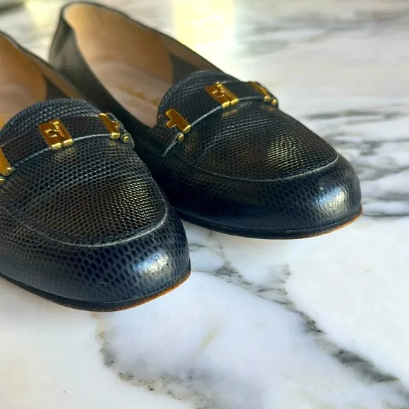 Salvatore Ferragamo VTG Black Lizard Embossed Loafers with Gold Accent Size 6.5