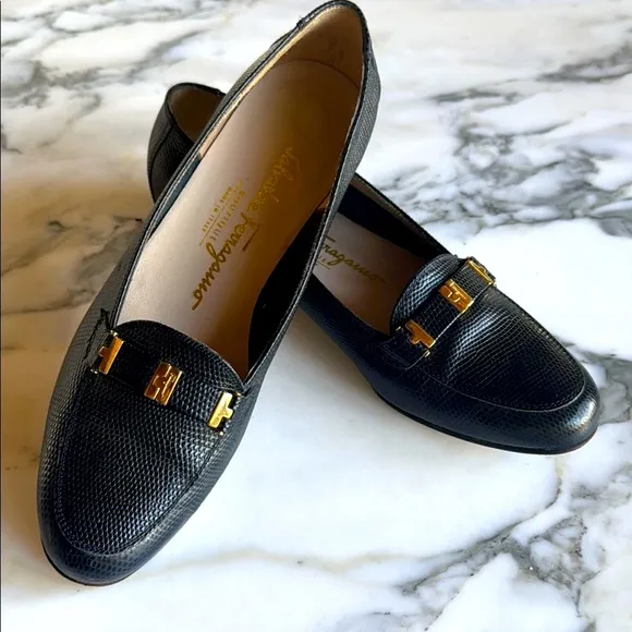 Salvatore Ferragamo VTG Black Lizard Embossed Loafers with Gold Accent Size 6.5