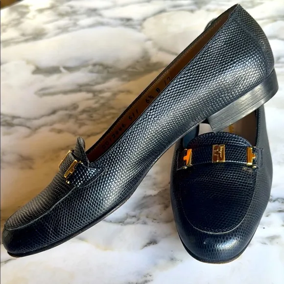 Salvatore Ferragamo VTG Black Lizard Embossed Loafers with Gold Accent Size 6.5