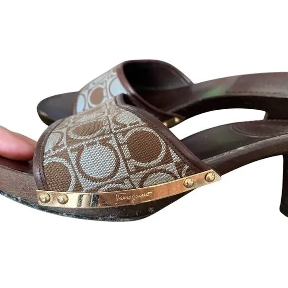 Salvatore Ferragamo Wood Slide Sandals Brown Light Blue Logo size 8